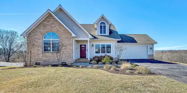 45 Keiths Place DR