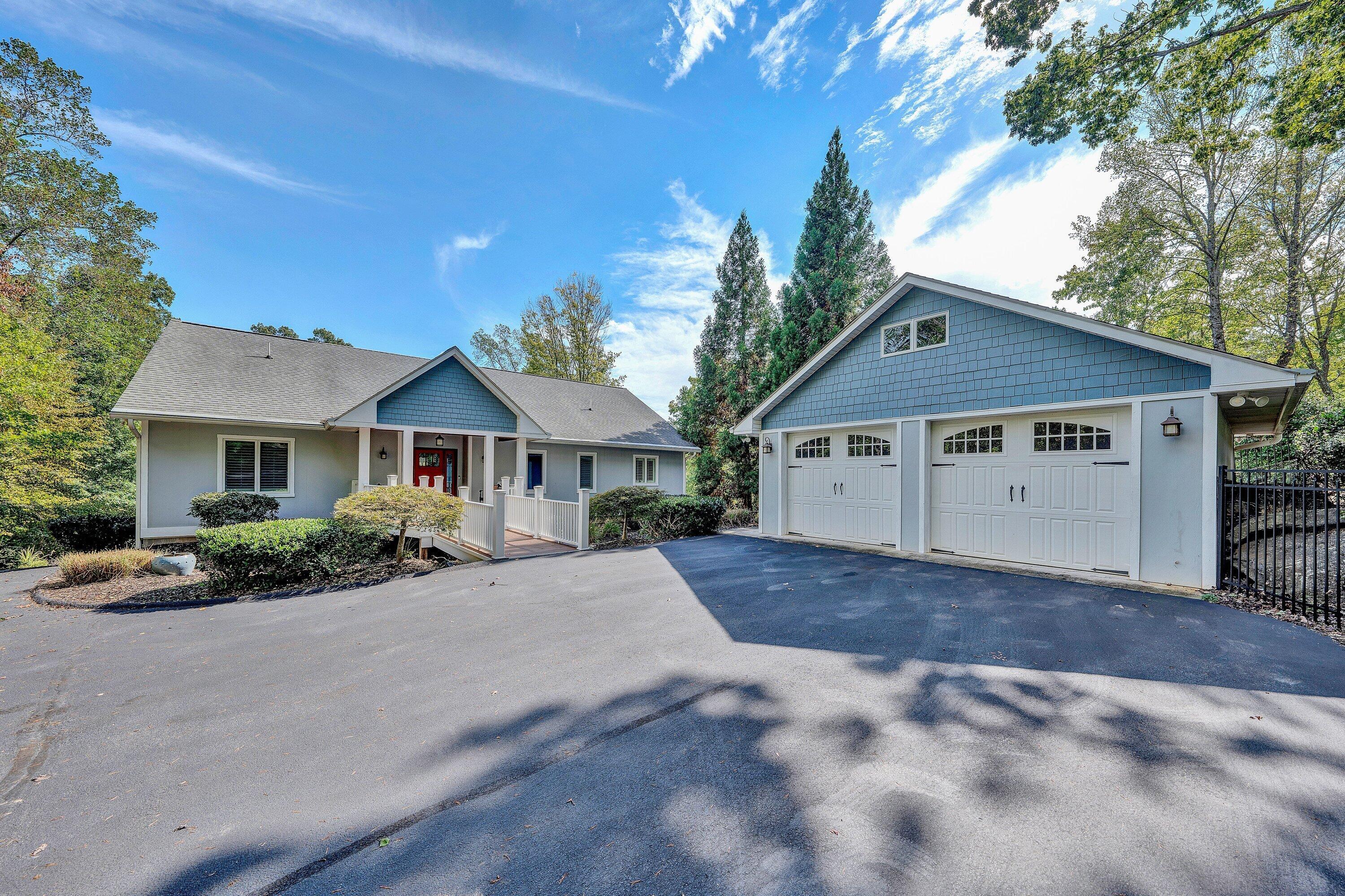 Image 1: Front of Home