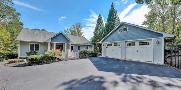 1040 Jefferson Dock RD