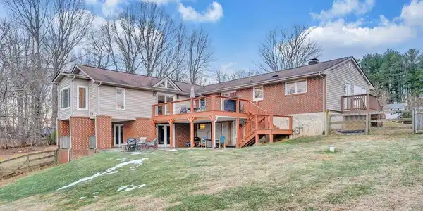 1996 Shavers Farm RD