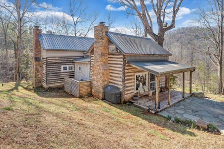 1497 Winding Timber LN