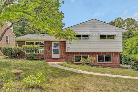 6066 Thornrose RD