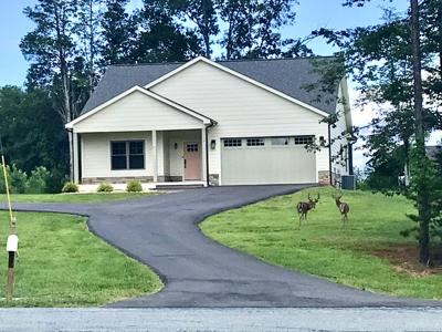 17 Alpine DR