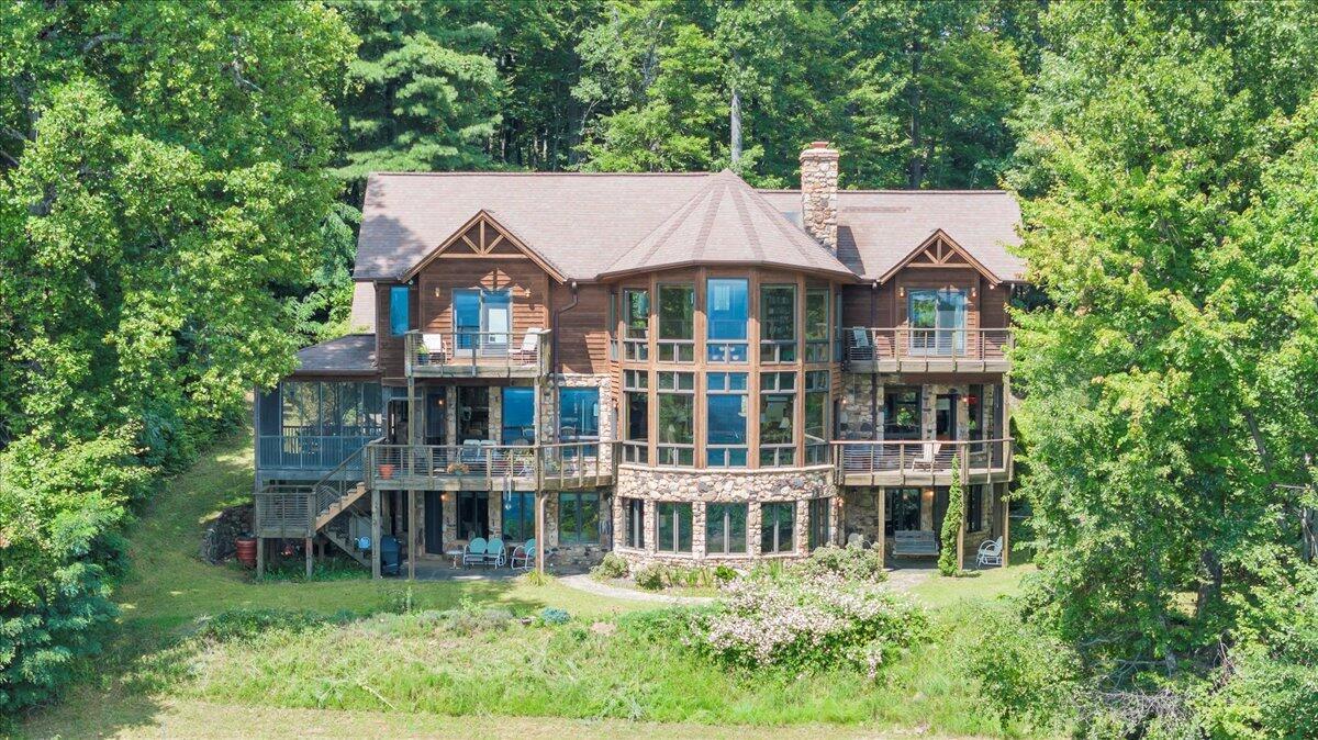 Image 3: 05-DJI_20250817190442_0036_D