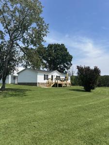 220 Camp Fincastle LN