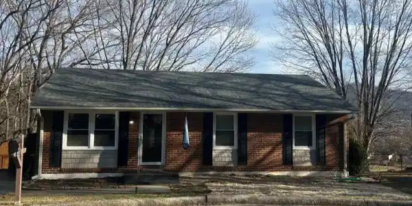 152 Ridgeview CIR