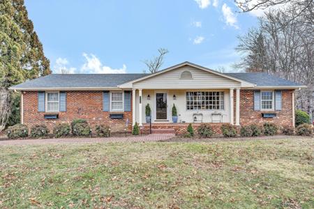 4544 Rosecrest RD
