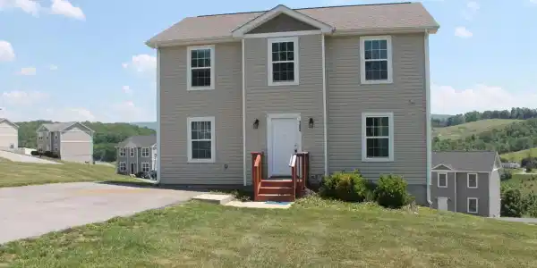 122 Prairie View LN