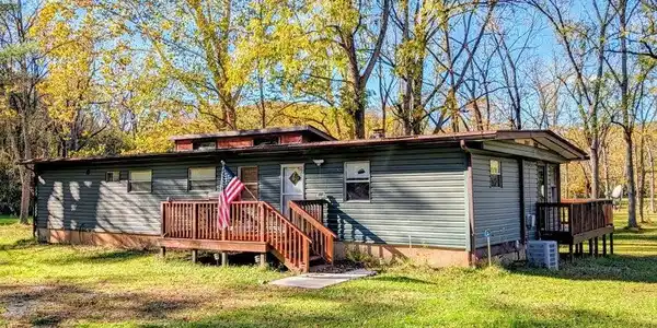 504 Dunbrack CIR