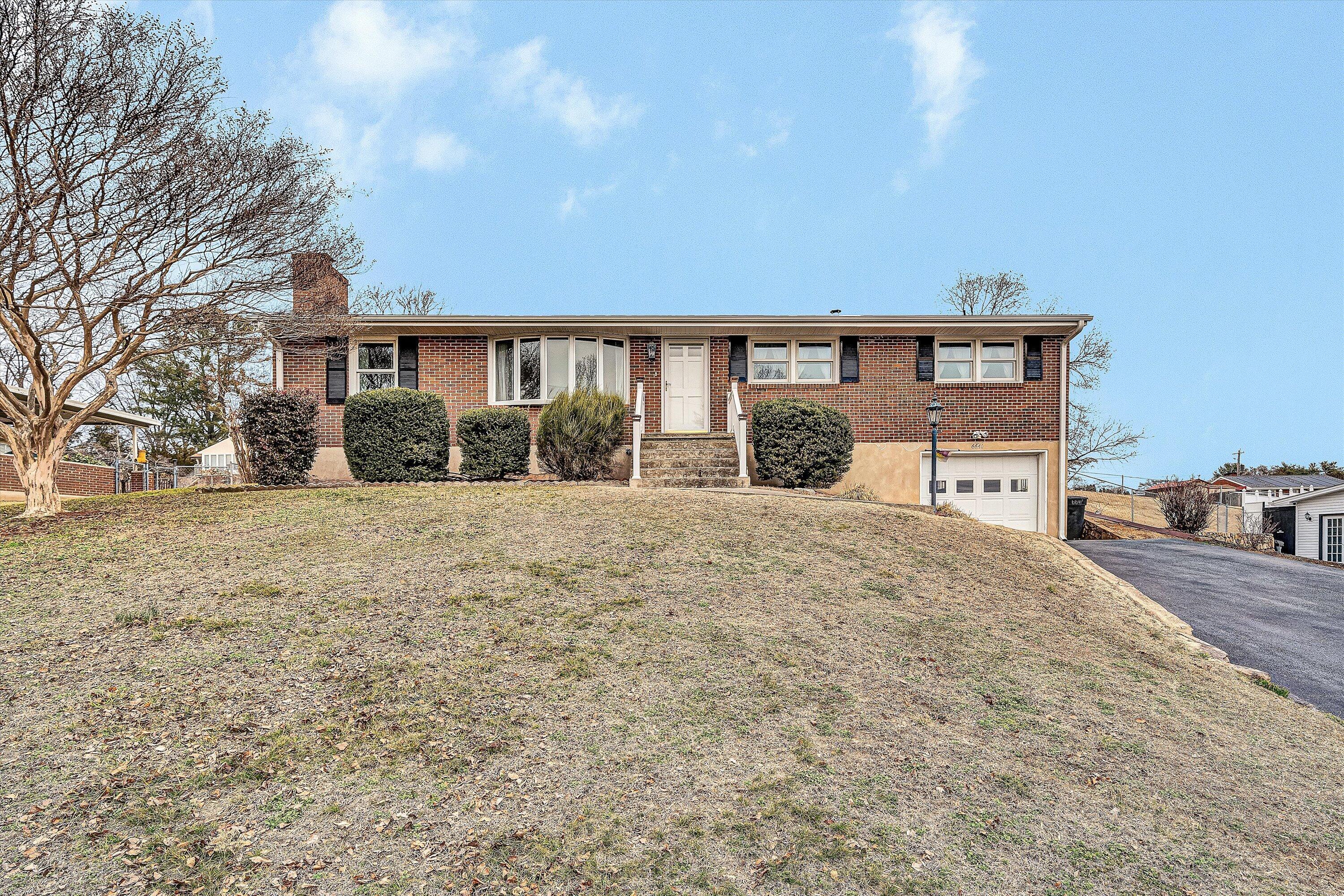 Image 1: 6641 Bryant Circle