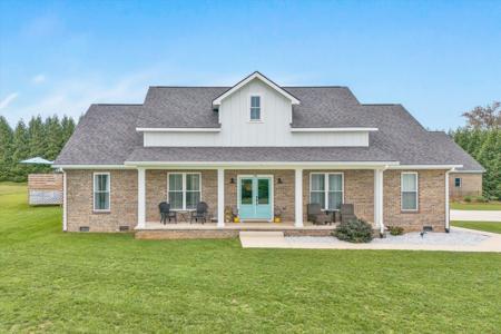 140 Nyle Ridge RD