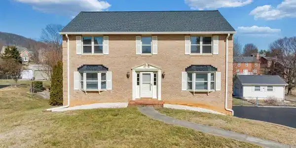 4935 Huntridge RD