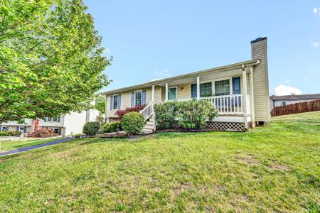 3783 Praline PL