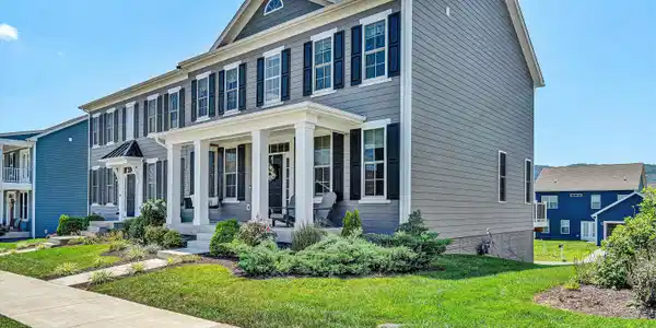 54 Boxwood LN