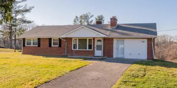 270 Dunlap DR