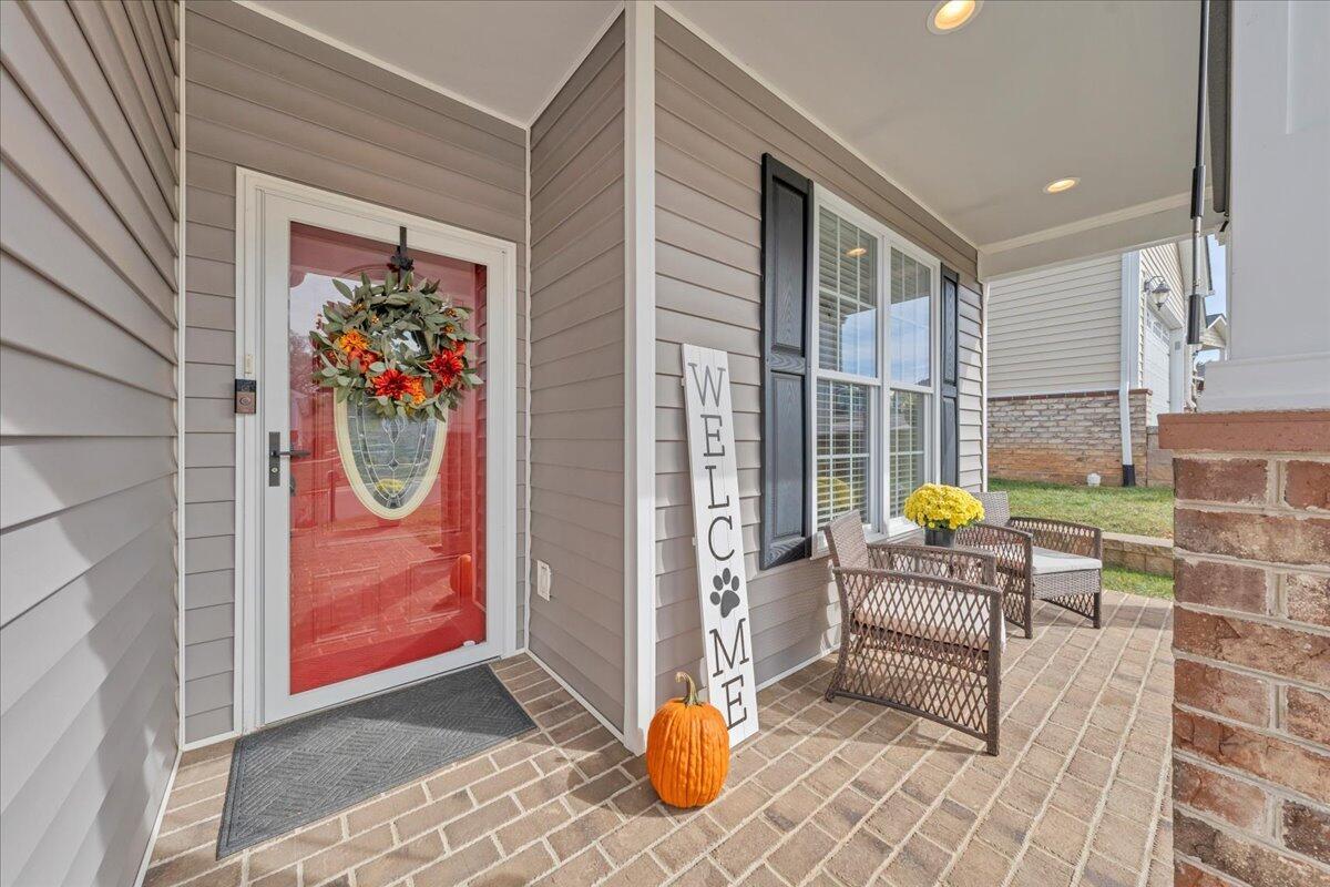 Image 3: 03-MIB07818