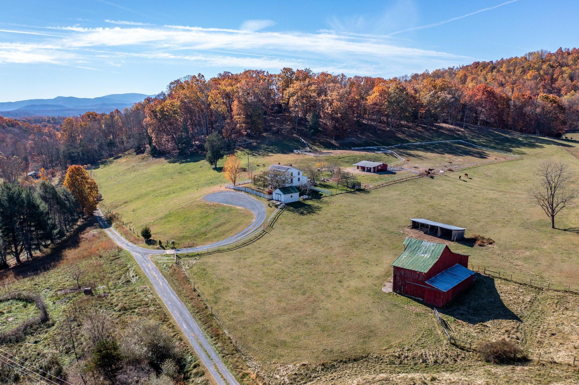 Image 2: 2 75 Margarets Ln