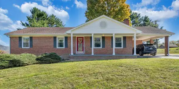 3376 Borden Grant TRL