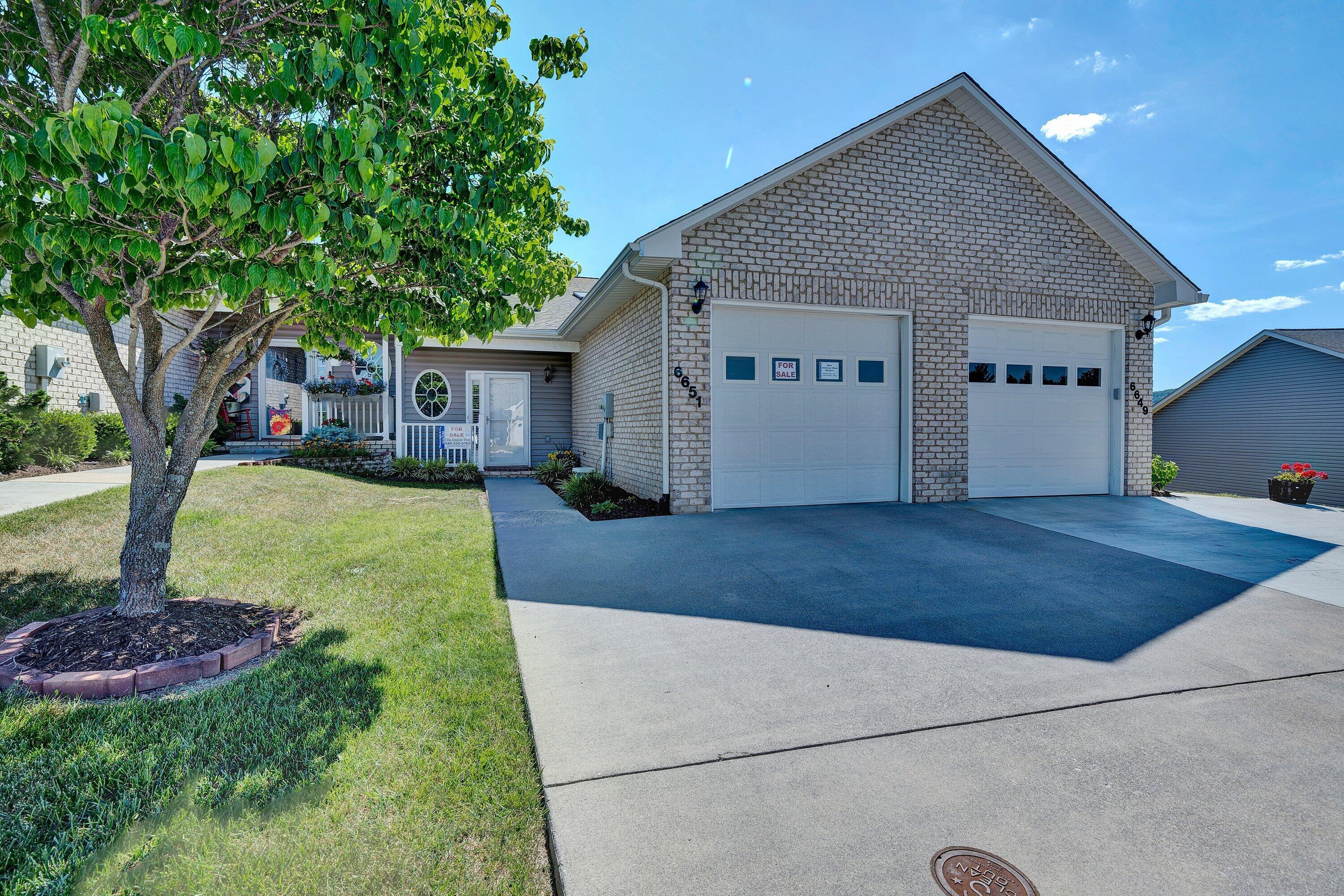 Image 1: 6651 Stonelyn updated exterior