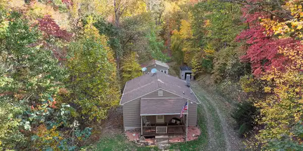 2695 Owl Town RD