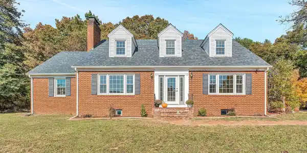 1176 Narrow Passage RD