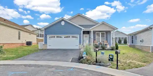 1358 Swansea CT