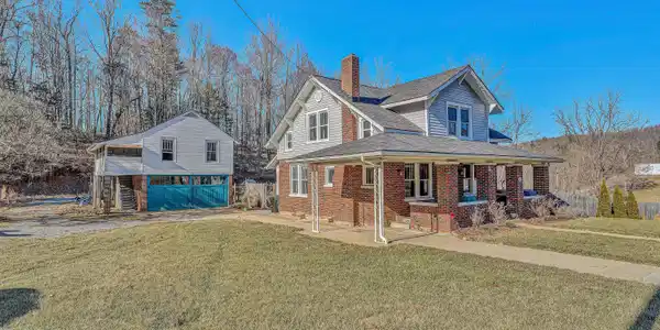 7825 Franklin RD