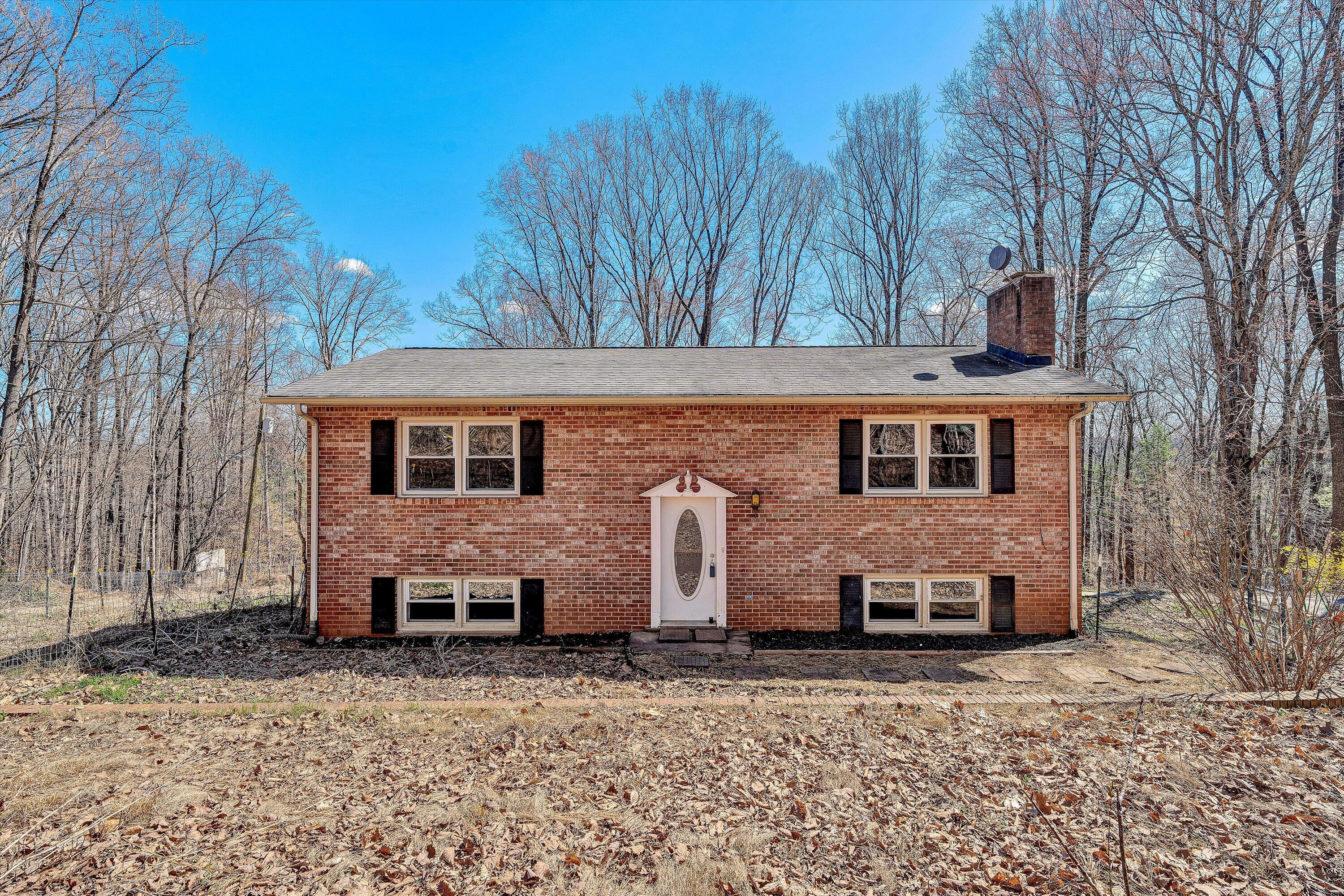 Image 1: 2360 Iron Ridge Rd