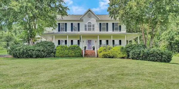 210 DAYTONA DR