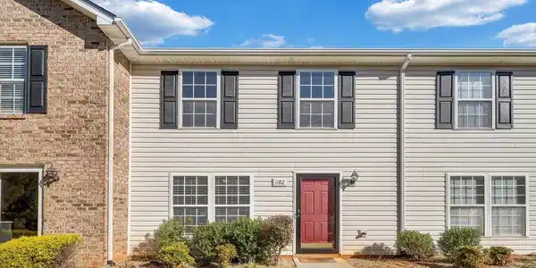 1182 Blue Ridge View CIR