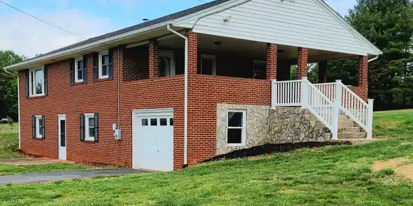 3829 Old Franklin Turnpike