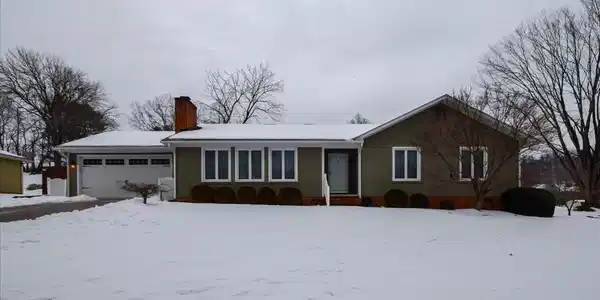 246 Pinehurst DR