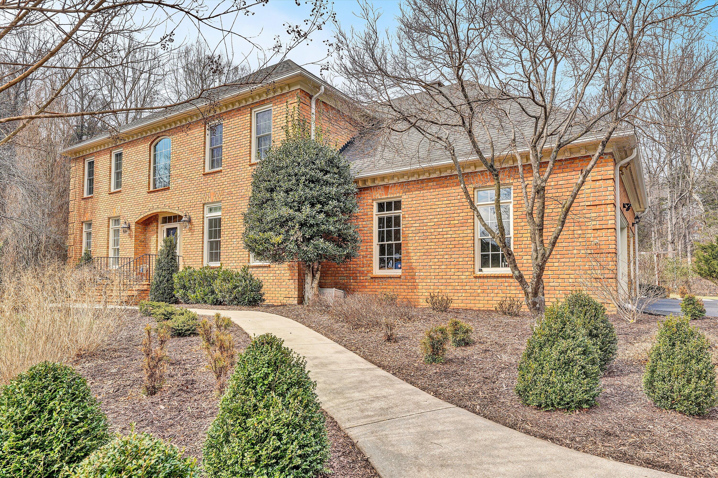 Image 4: 04-SGP-02655