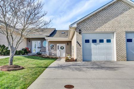 6651 Stonelyn Cottage CT