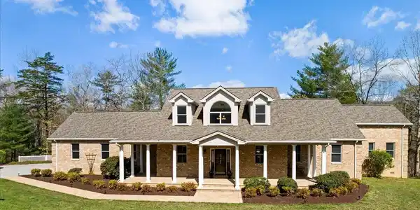 2925 New Ridge RD