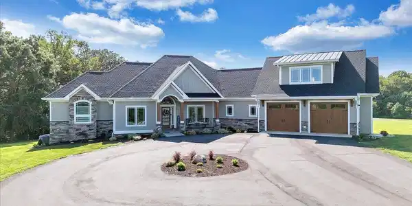 737 Camellia PL