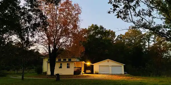 5930 Edwardsville RD
