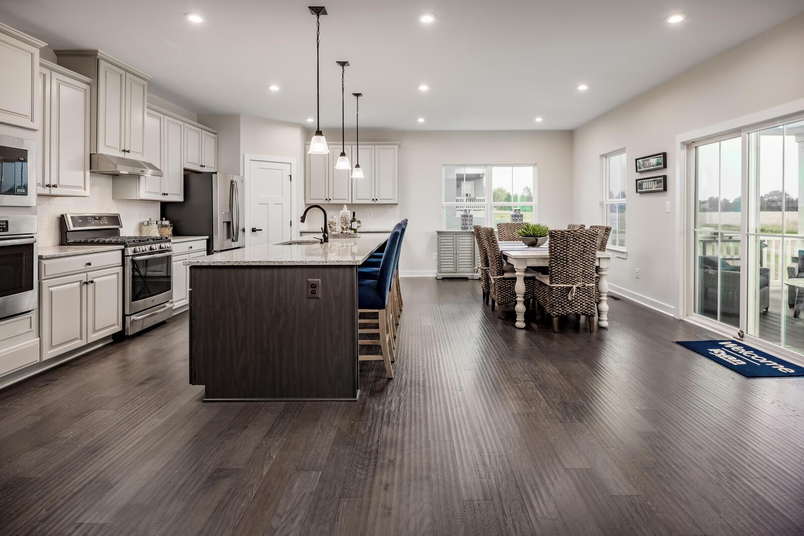 Image 3: York-Carriage-Ford-26