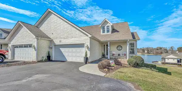 58 Brooke DR