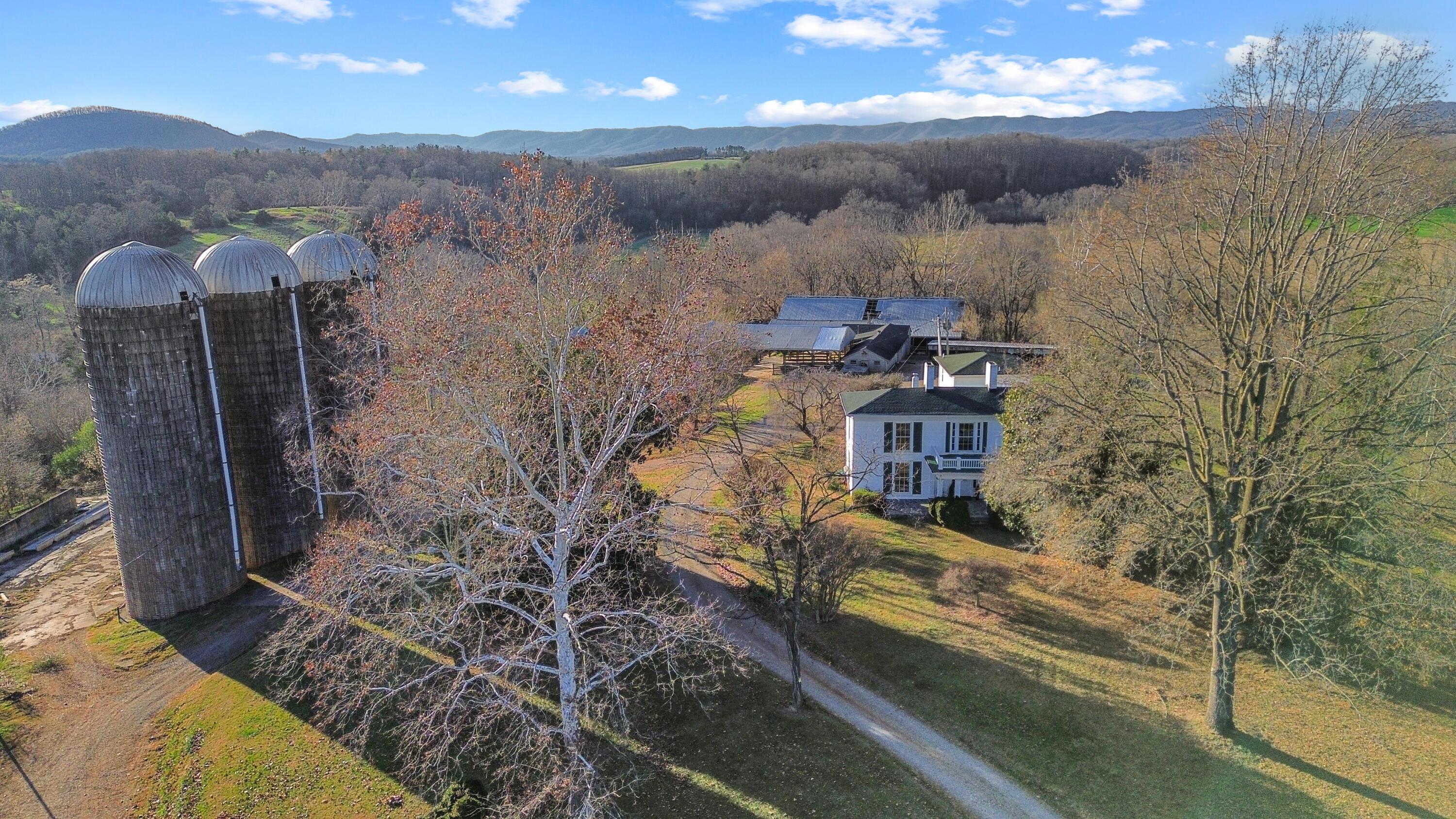 Image 3: Blackwater Farm