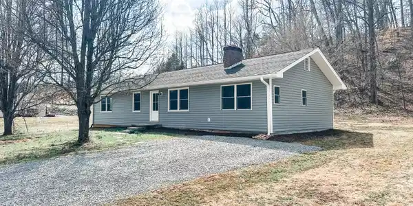 1020 Boones Mill RD