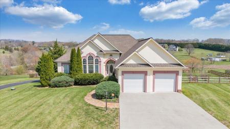 175 Hay Field DR