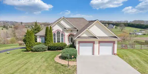 175 Hay Field DR