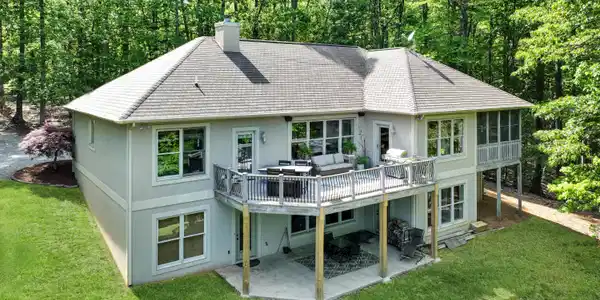 965 Vista PKWY