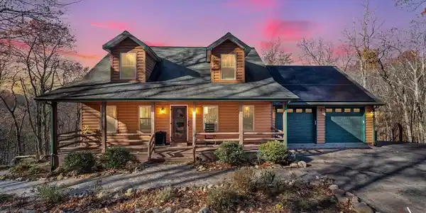 425 Ivy Mountain RD