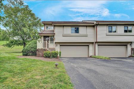 8525 Muirfield CIR