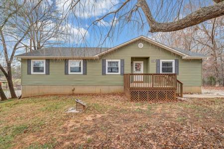 61 Bentwood LN