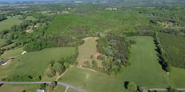Image 4: Rock Cliff Farm