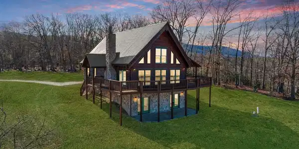 148 Caddis LN