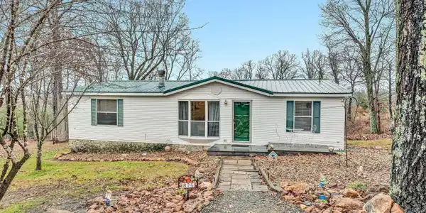 875 Burnt Chimney RD